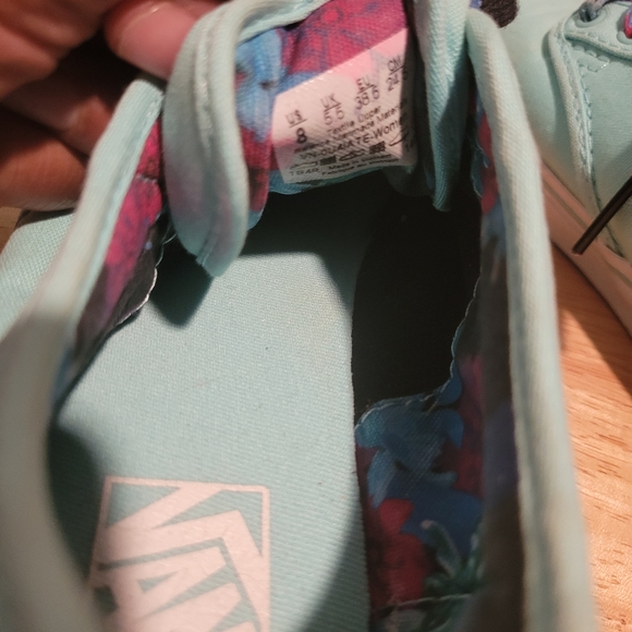 Vans Off The Wall Mint Low Sneakers Womens Size 8 - Picture 6 of 7